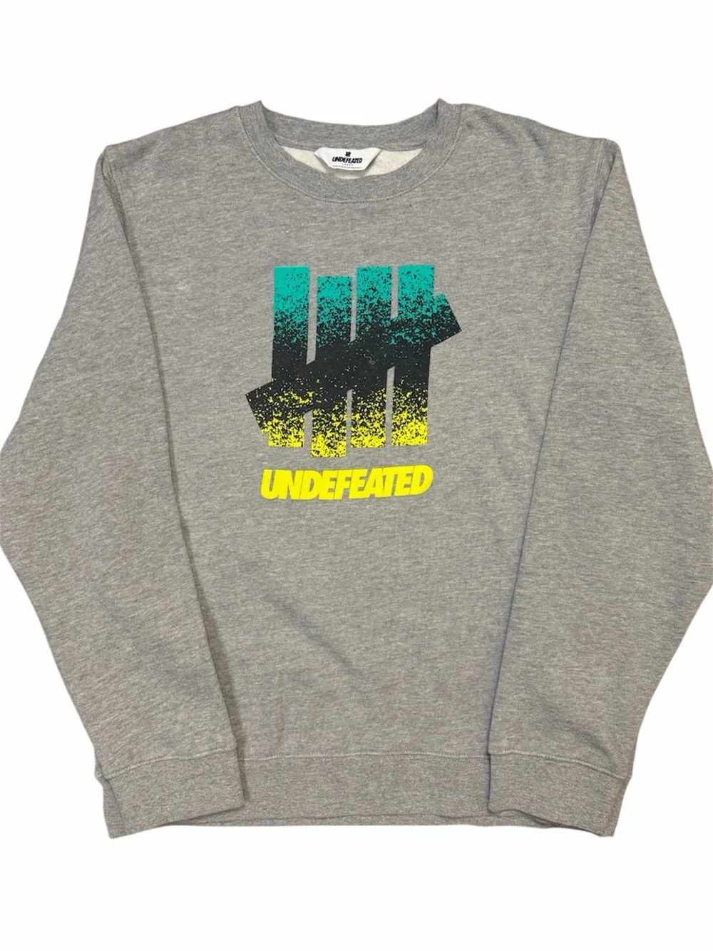 Undefeated Gray Crewneck with Teal, Black & Yellow Logo sz. L